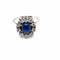 Bague 52 Bague marguerite ancienne en or blanc et platine, saphir cabochon et diamants 58 Facettes
