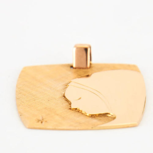 405449d3-1d8e-443e-f657-75e235796100