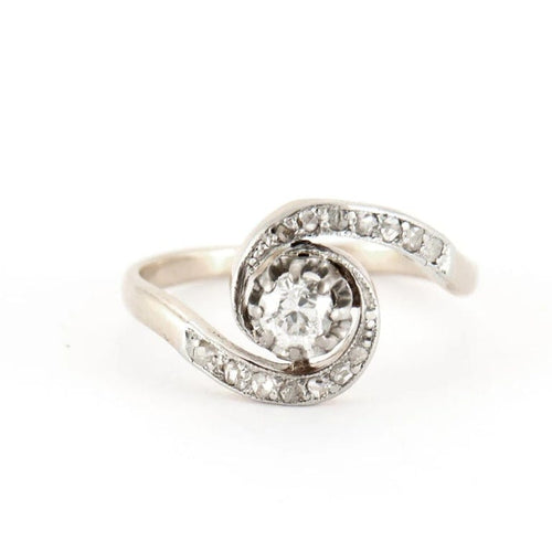 Bague 52 Bague Tourbillon en or jaune et blanc 18 carats sertie de diamants 58 Facettes