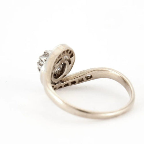 Bague 52 Bague Tourbillon en or jaune et blanc 18 carats sertie de diamants 58 Facettes
