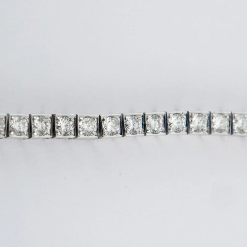 Bracelet Bracelet tennis en or blanc et diamants 58 Facettes