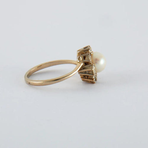 Bague 57 Bague tourbillon vintage en or blanc 750, perle Akoya et diamants 58 Facettes