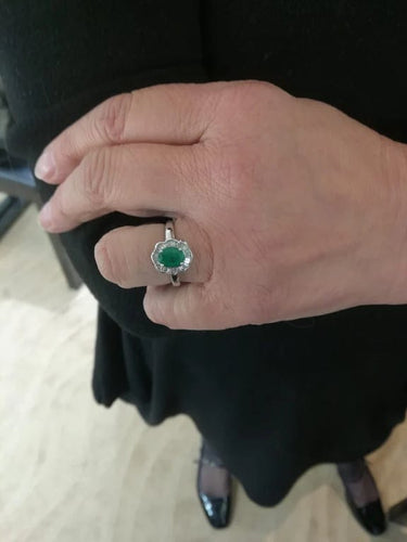Bague 56 Marguerite - Bague en or blanc avec émeraude et diamants 58 Facettes