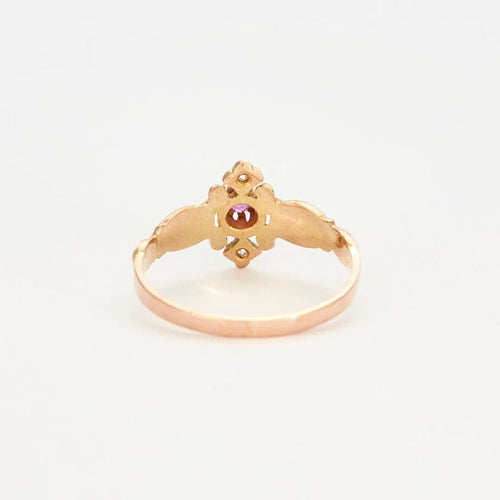 Bague 55.5 Bague ancienne rubis et diamants en or rose 18 carats 58 Facettes