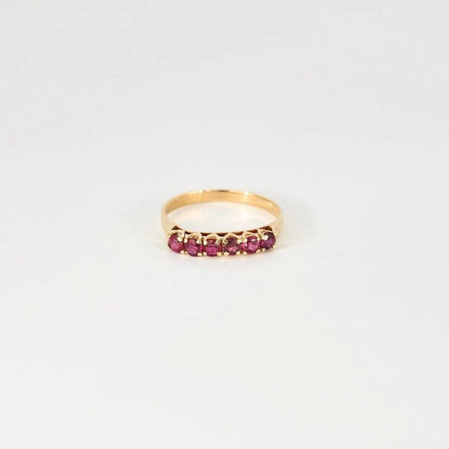 Bague 55 Demi-alliance - Bague en or jaune 14K sertie de rubis 58 Facettes