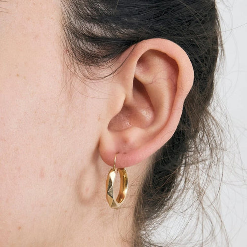 d6670dd1-0963-467d-f9a9-4dde65985300