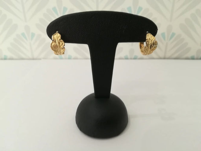 c664e4cd-d82c-4d62-8514-953ae3868100