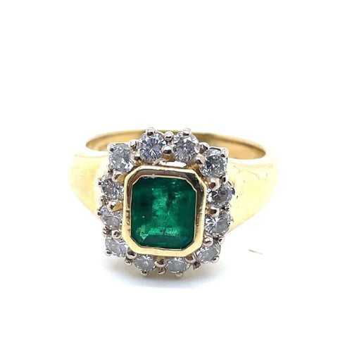 Bague 55 Bague entourage en or jaune 18 ct avec émeraude et diamants 58 Facettes
