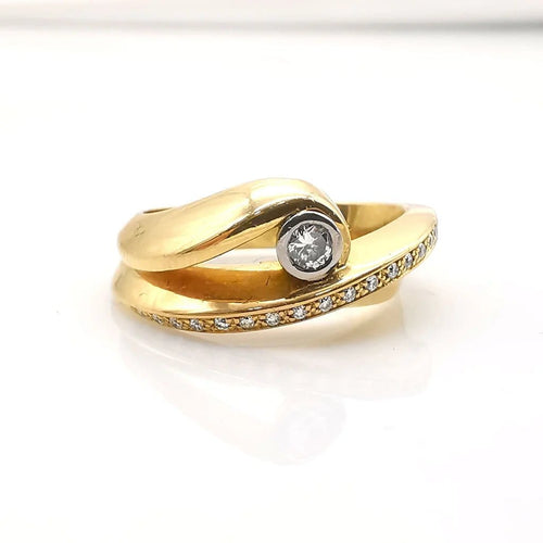 Bague 55 Bague en or jaune et diamants 58 Facettes