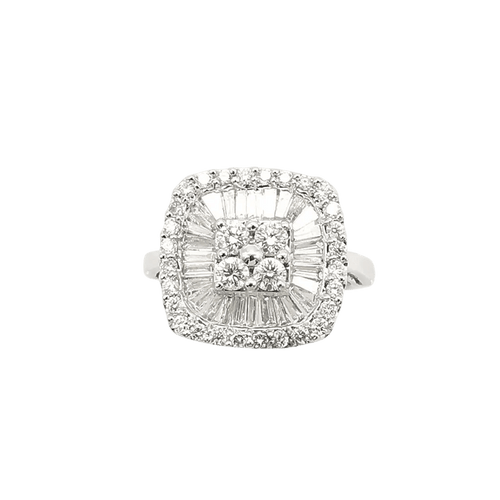 Bague 48 Bague en or blanc 18 carats avec diamants 58 Facettes