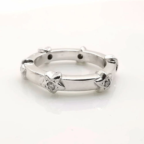 Bague 52 Bague en or blanc 18 carats sertie de diamants 58 Facettes