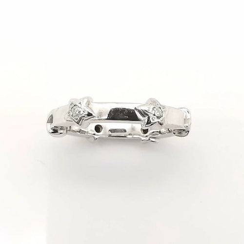 Bague 52 Bague en or blanc 18 carats sertie de diamants 58 Facettes