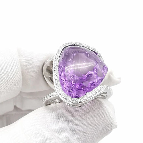 Bague 51 Bague améthyste et diamants en or blanc 18 carats 58 Facettes