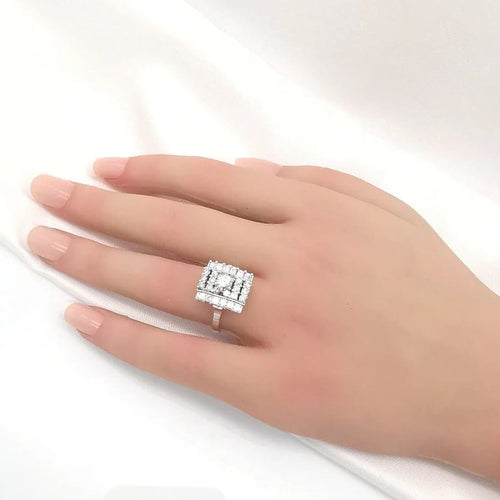 Bague 55 Bague en or blanc 18 carats sertie de diamants certifiés HRD 58 Facettes
