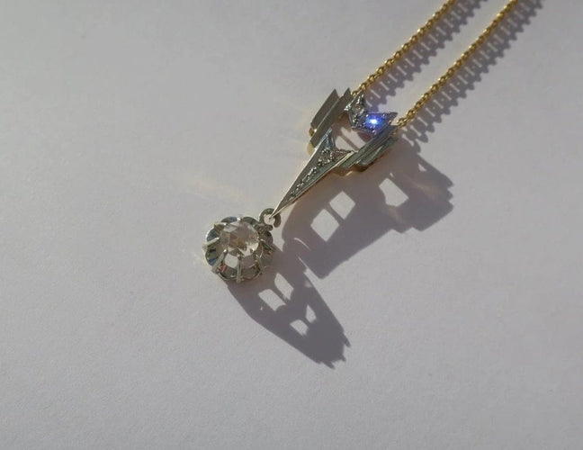 Pendentif Art déco - Pendentif flèche en or jaune et blanc 18 carats et diamants 58 Facettes