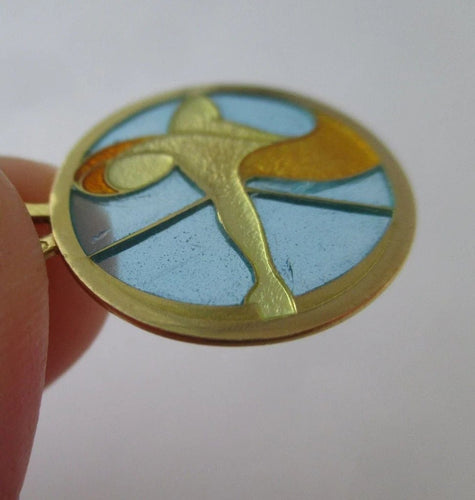 Pendentif Cartier - Pendentif Sagittaire en or jaune et émail plique-à-jour 58 Facettes
