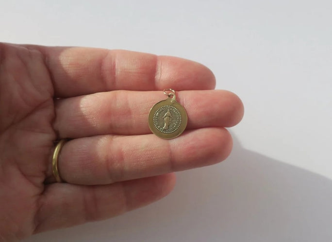 23694eb6-2c9f-4a7b-c518-a62b956de400