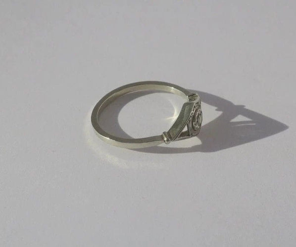 Bague 52 Art déco - Bague en or blanc, platine et diamant 58 Facettes