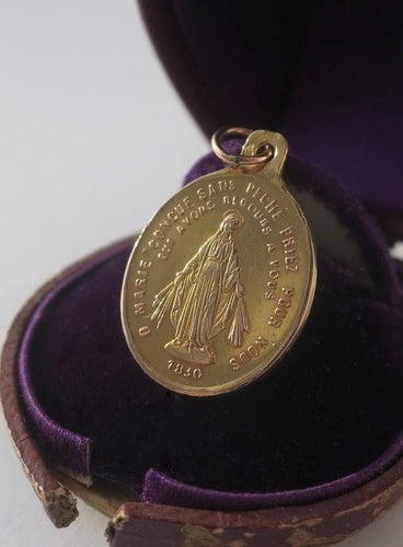 533176b9-7238-40b5-ed9f-279b52f23200