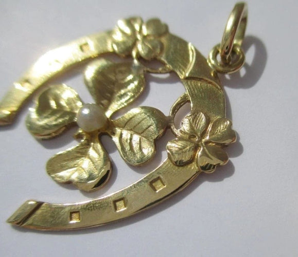 Pendentif Art nouveau - Pendentif porte-bonheur en or jaune 18 carats 58 Facettes