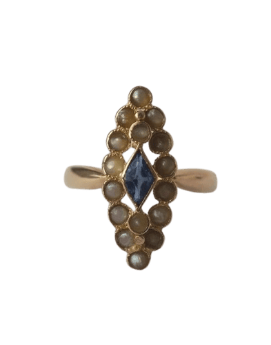 Bague 55 Bague marquise en or rose, saphir synthétique et perles 58 Facettes