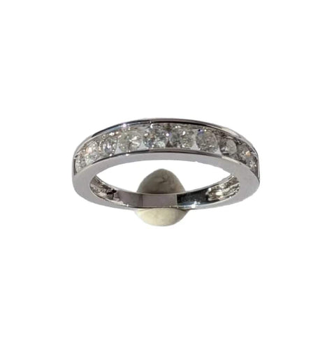 Bague 50.5 Bague alliance demi-tour en or blanc 18 carats et diamants 58 Facettes