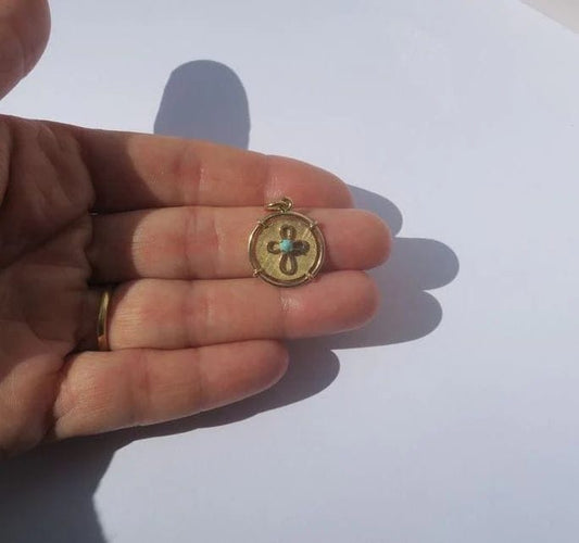 Pendentif Pendentif médaille en or jaune et turquoise 58 Facettes