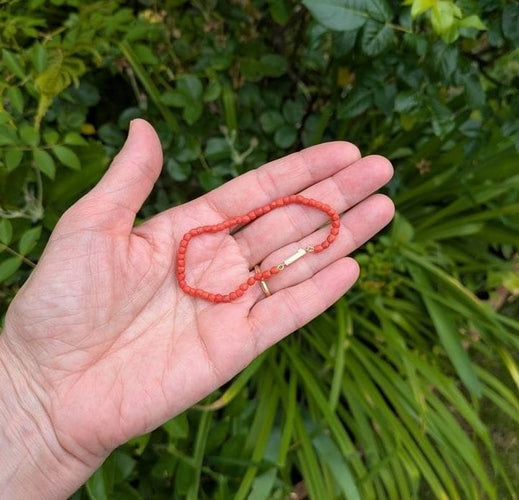 Bracelet Bracelet régional XIXe en corail et or rose 58 Facettes