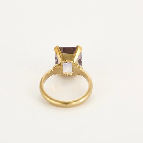 Bague 49 Bague ancienne en or jaune 18K avec améthyste 58 Facettes