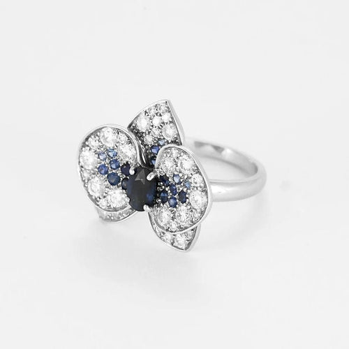Bague 55.5 Orchidée - Bague en or blanc 18 k, diamants et saphirs 58 Facettes
