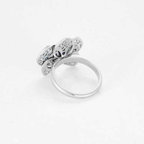 Bague 55.5 Orchidée - Bague en or blanc 18 k, diamants et saphirs 58 Facettes