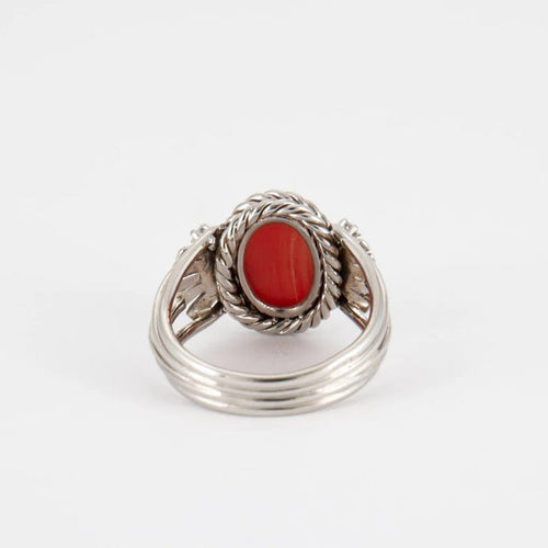 Bague 55 Bague en or blanc 18K avec corail cabochon et diamants 58 Facettes P10L9