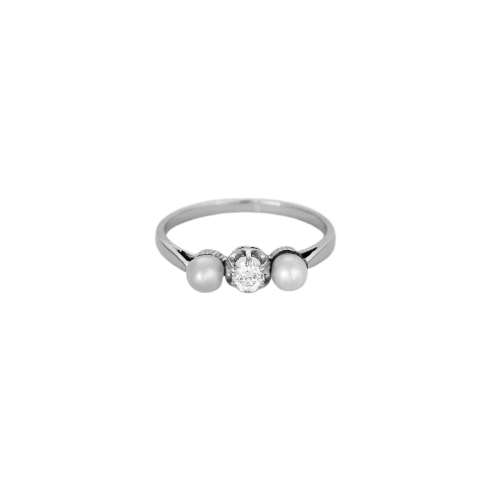 Bague 55 Bague trilogie ancienne en or blanc 18 carats, diamant et perles 58 Facettes