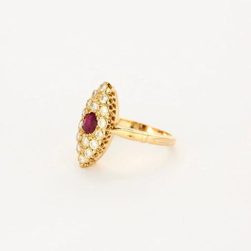 Bague 51.5 Bague marquise vintage en or jaune 18K, diamants et rubis 58 Facettes