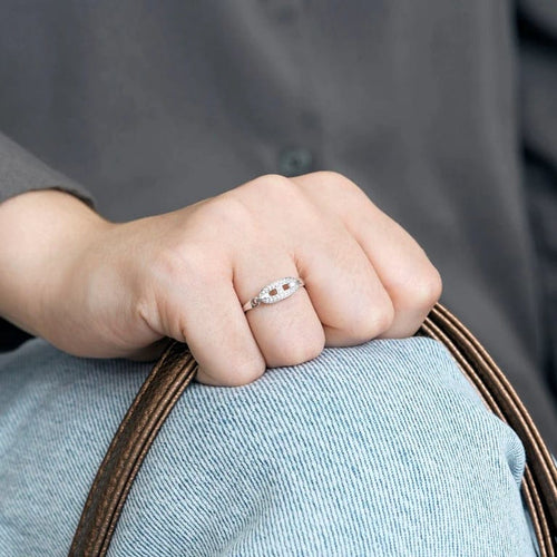 Bague 53.5 Bague maillon de chaîne en or blanc 18 carats et diamants 58 Facettes P22L5