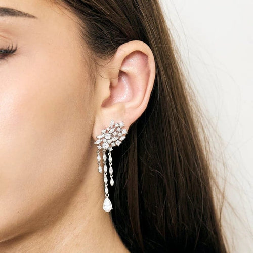 Boucles d'oreilles Boucles d'oreilles pendantes en or blanc 18 carats et diamants 58 Facettes