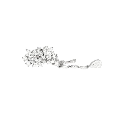Boucles d'oreilles Boucles d'oreilles pendantes en or blanc 18 carats et diamants 58 Facettes