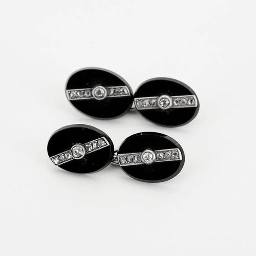 Boutons de manchette Boutons de manchette années 1930 en or blanc, onyx et diamants 58 Facettes P21L12