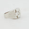 Bague 55 Chevalière en or blanc 18 carats sertie d’un diamant 0,30 ct 58 Facettes RÉF 8077/11
