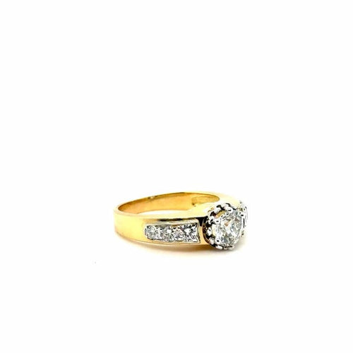 Bague 56 Bague vintage en or jaune 18 carats et diamants 58 Facettes 1.0000371/1