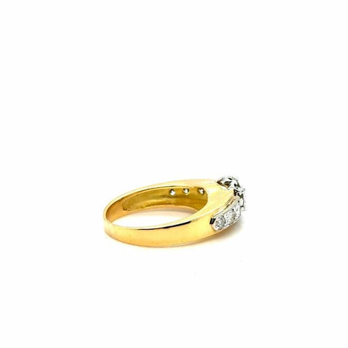 Bague 56 Bague vintage en or jaune 18 carats et diamants 58 Facettes 1.0000371/1