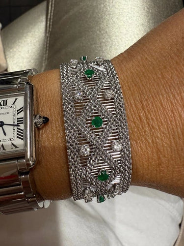 Bracelet Bracelet vintage en or blanc 18 carats serti de diamants et émeraudes 58 Facettes 1.0000651/3