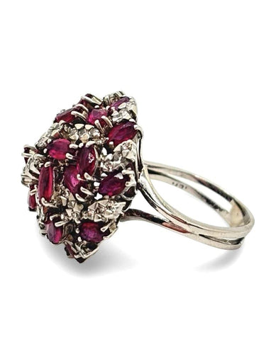 Bague 58 Bague ancienne en or blanc 18K sertie de diamants et rubis 58 Facettes