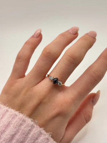Bague 53 Bague en or rose 18K avec saphir cabochon et diamants 58 Facettes
