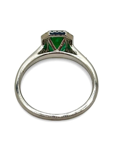 Bague 52 Bague en or blanc 18K sertie d’une émeraude 1 ct et diamants 58 Facettes