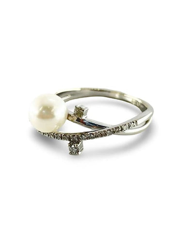 Bague 54 Bague en or blanc 18K avec perle et diamants 58 Facettes