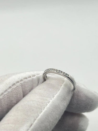 Bague 57 Bague en or blanc 18K sertie de diamants 58 Facettes 00005101