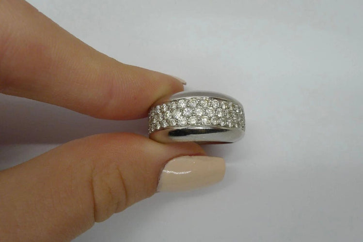 Bague 53 Bague en or blanc 18K et diamants 1 ct 58 Facettes
