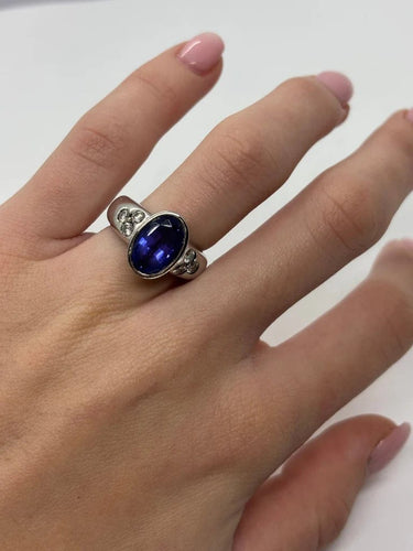 Bague 51 Bague en or blanc 18K avec tanzanite 5 ct et diamants 0,60 ct 58 Facettes 1241