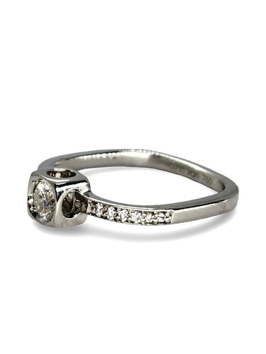 Bague 47 Dinh Van Le Cube - Bague en or blanc 18K et diamants 0,27 ct 58 Facettes 1246